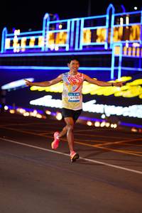 BIB: 41725
                            <button type="button" onclick="openModal(22834284)" class="btn btn-primary btn-sm float-right btn-popup" data-toggle="modal" data-target=".modal-high-quality">
                        <i class="fas fa-shopping-cart"></i> Add to Cart
                    </button>
                                            <button type="button" onclick="isThisMe(22834284, true)" class="btn btn-success btn-sm float-right btn-popup btn-isme hidden" data-toggle="tooltip" data-placement="bottom" title="นี่คือรูปของคุณใช่ไหม คลิกที่นี่เพื่อเอาเข้าอัลบั้ม">
                        <i class="fas fa-plus"></i> Add to album
                    </button>
                    <button type="button" onclick="isThisMe(22834284, false)" class="btn btn-warning btn-sm float-right btn-popup btn-isnotme hidden">
                        <i class="fas fa-ban"></i> Remove from album
                    </button>